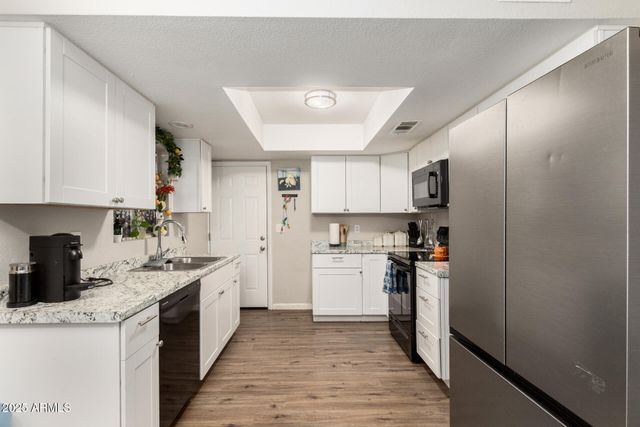 4607 W NORTHVIEW Avenue, Glendale, AZ 85301