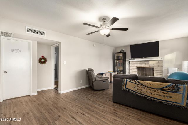 4607 W NORTHVIEW Avenue, Glendale, AZ 85301