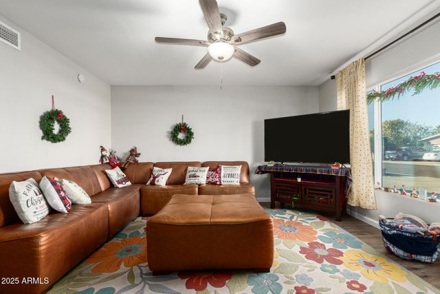 4607 W NORTHVIEW Avenue, Glendale, AZ 85301