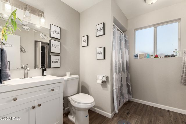 4607 W NORTHVIEW Avenue, Glendale, AZ 85301