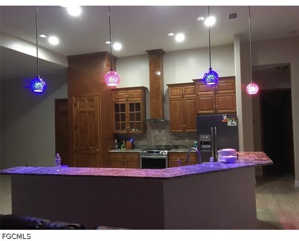 3816 NW 32nd PL, Cape Coral, FL 33993