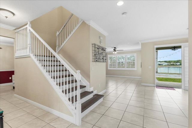 9572 Phipps Lane, Wellington, FL 33414