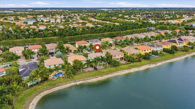 9572 Phipps Lane, Wellington, FL 33414