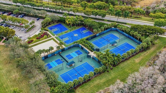 9572 Phipps Lane, Wellington, FL 33414