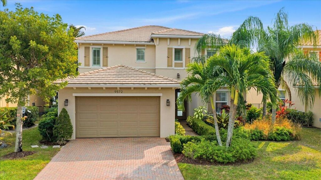 9572 Phipps Lane, Wellington, FL 33414