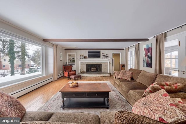 1201 BROCKIE DR, York, PA 17403