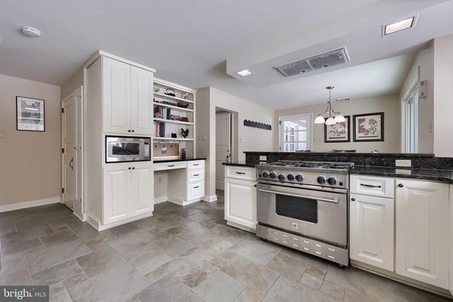 1201 BROCKIE DR, York, PA 17403