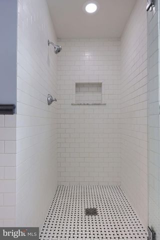 1201 BROCKIE DR, York, PA 17403