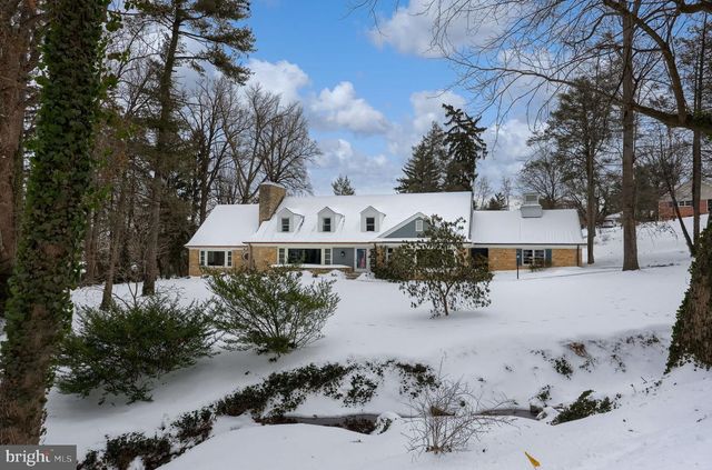 1201 BROCKIE DR, York, PA 17403