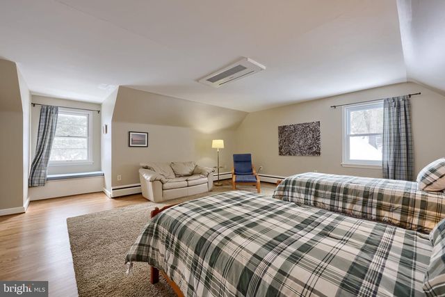 1201 BROCKIE DR, York, PA 17403