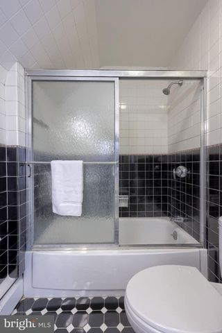 1201 BROCKIE DR, York, PA 17403