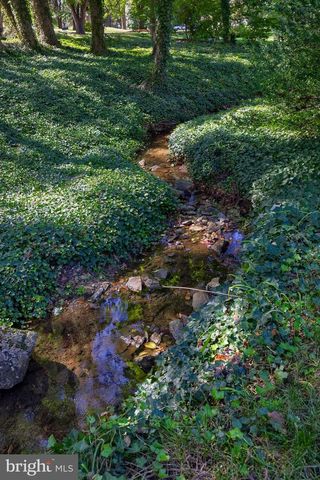 1201 BROCKIE DR, York, PA 17403