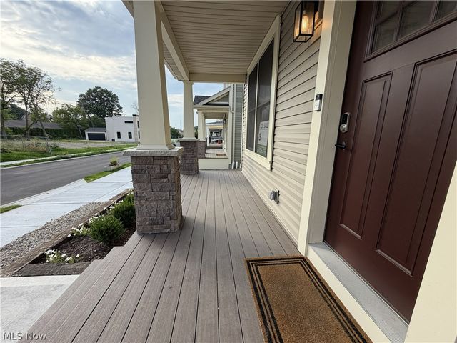 1885 Woodlawn Avenue, Cleveland, OH 44112