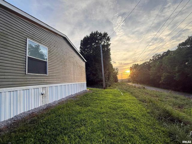 9049 Grassy Road, Marion, IL 62959