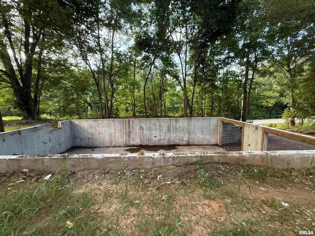 9049 Grassy Road, Marion, IL 62959