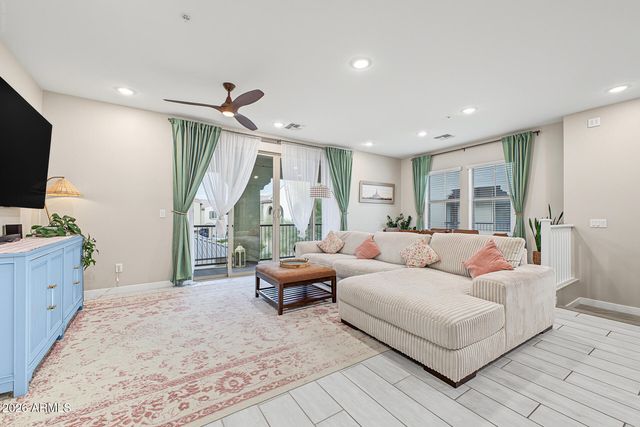 155 N LAKEVIEW Boulevard 227, Chandler, AZ 85225