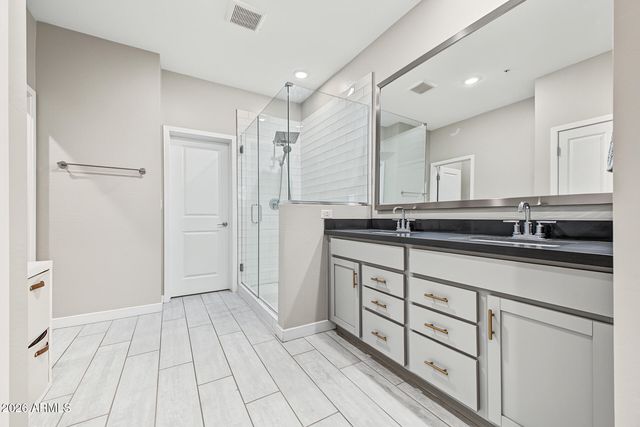 155 N LAKEVIEW Boulevard 227, Chandler, AZ 85225