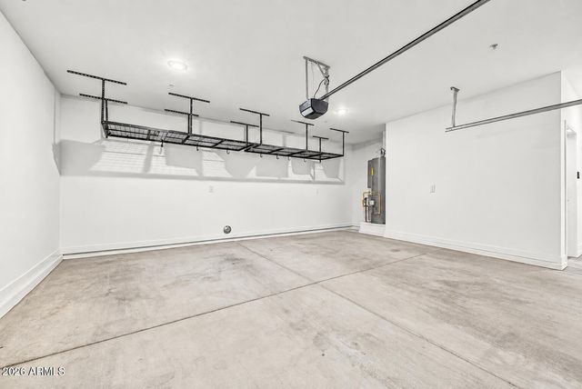 155 N LAKEVIEW Boulevard 227, Chandler, AZ 85225