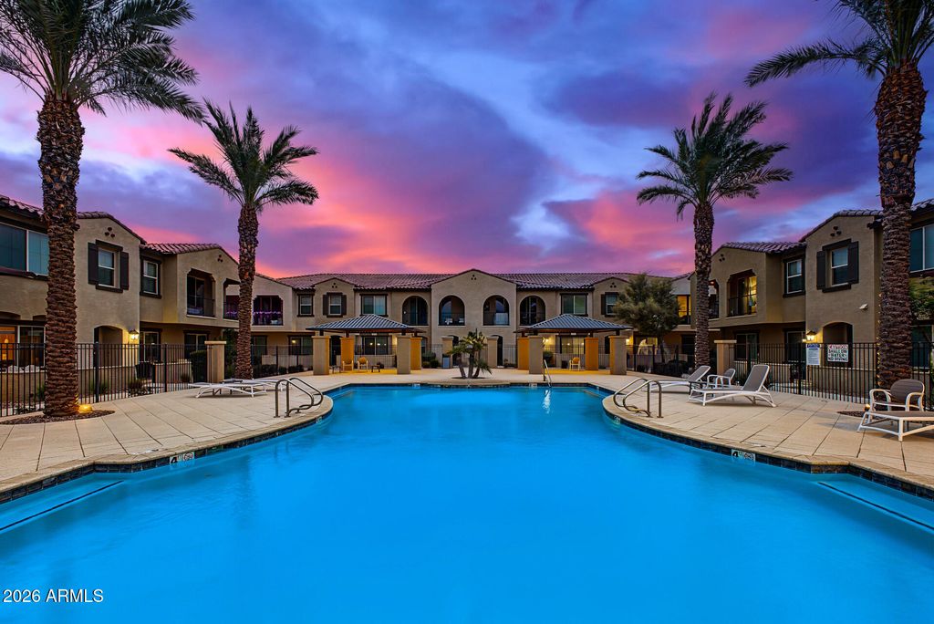 155 N LAKEVIEW Boulevard 227, Chandler, AZ 85225