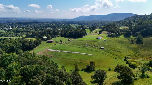 433 California Avenue, Church Hill, TN 37642