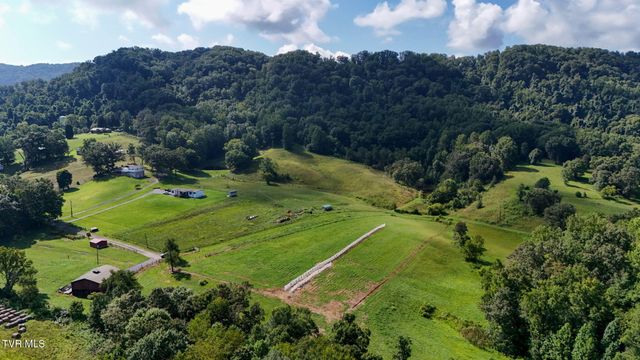 433 California Avenue, Church Hill, TN 37642