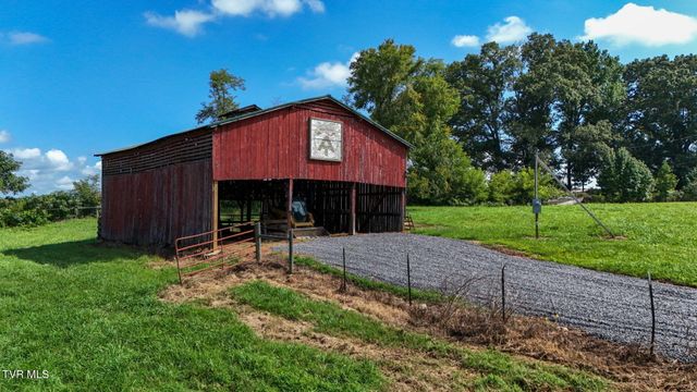 433 California Avenue, Church Hill, TN 37642