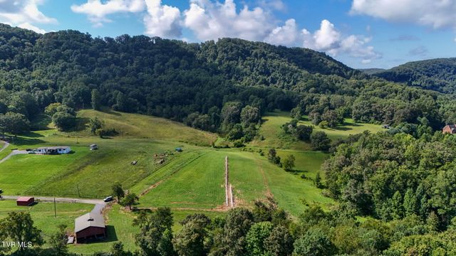 433 California Avenue, Church Hill, TN 37642