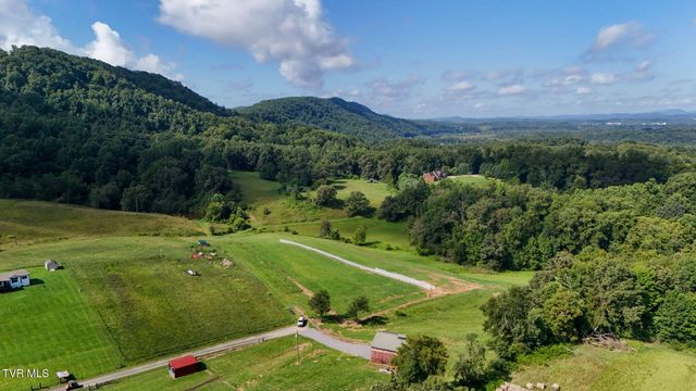 433 California Avenue, Church Hill, TN 37642