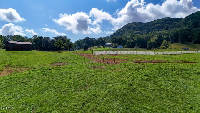 433 California Avenue, Church Hill, TN 37642
