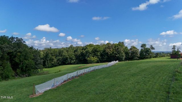 433 California Avenue, Church Hill, TN 37642