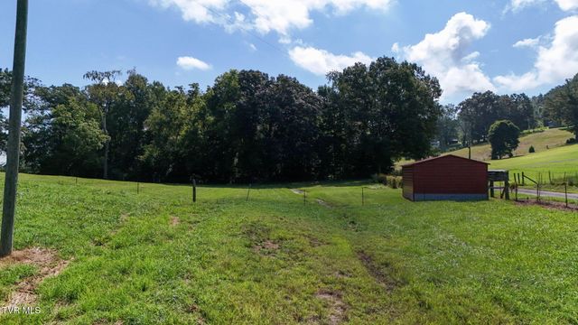 433 California Avenue, Church Hill, TN 37642
