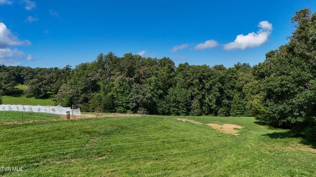 433 California Avenue, Church Hill, TN 37642