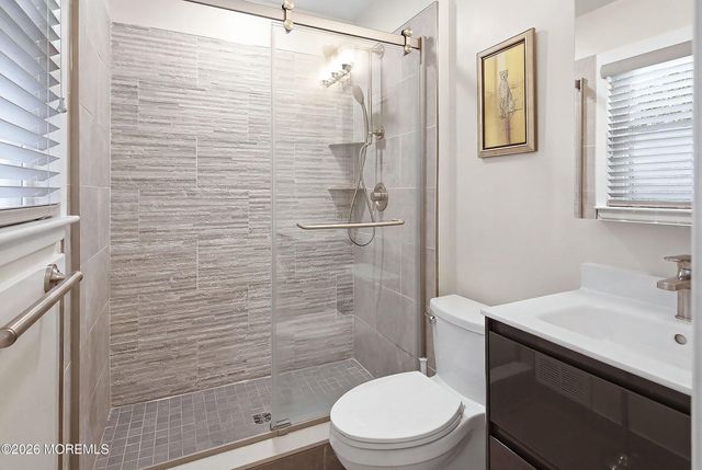 98 Woodridge Avenue, Toms River, NJ 08755