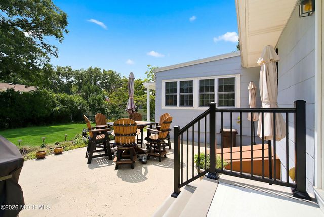 98 Woodridge Avenue, Toms River, NJ 08755