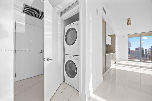 2900 NE 7th Ave 4009, Miami, FL 33137