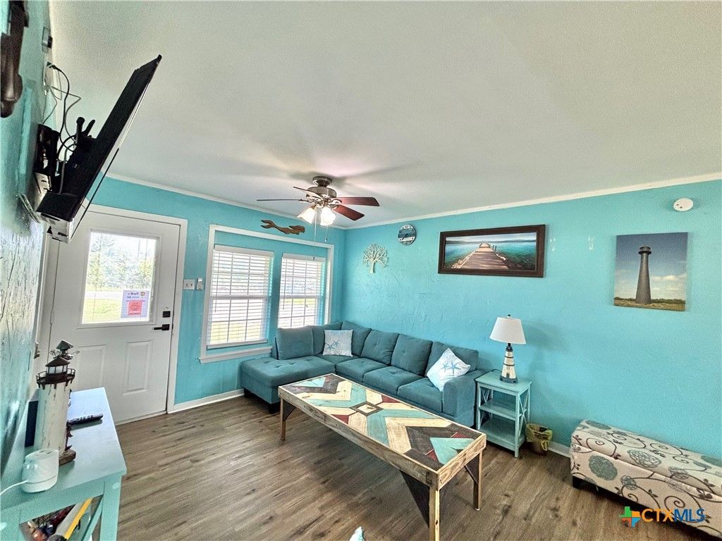 1208 W Adams Street, Port O'connor, TX 77982