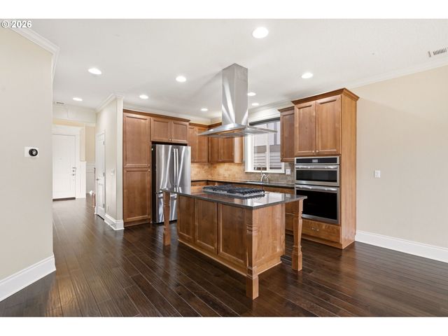 15842 Nw LINDER St, Portland, OR 97229