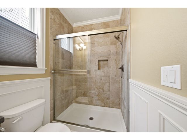 15842 Nw LINDER St, Portland, OR 97229