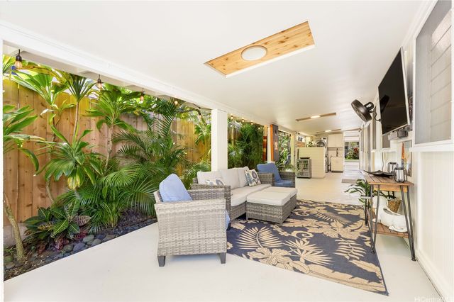 426 Keaniani Street, Kailua, HI 96734