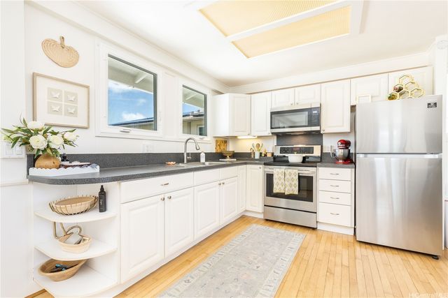 426 Keaniani Street, Kailua, HI 96734