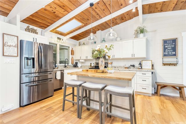 426 Keaniani Street, Kailua, HI 96734