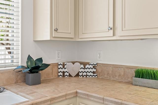 463 Cornwall Glen, Escondido, CA 92025