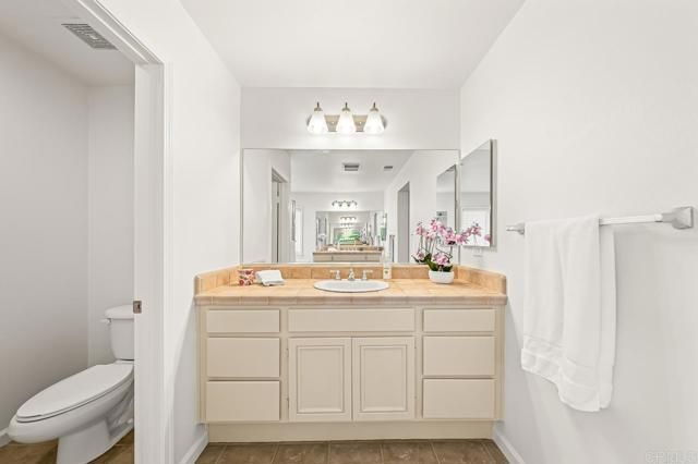 463 Cornwall Glen, Escondido, CA 92025