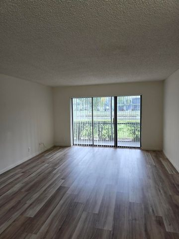 1106 Green Pine Boulevard F1, West Palm Beach, FL 33409