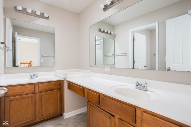 8167 Northpoint Drive, Brownsburg, IN 46112