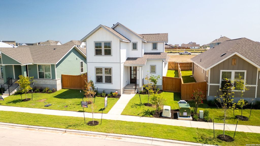 641 Salamander, San Marcos, TX 78666