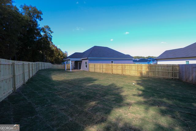 112 Amargosa Place, Bonaire, GA 31005