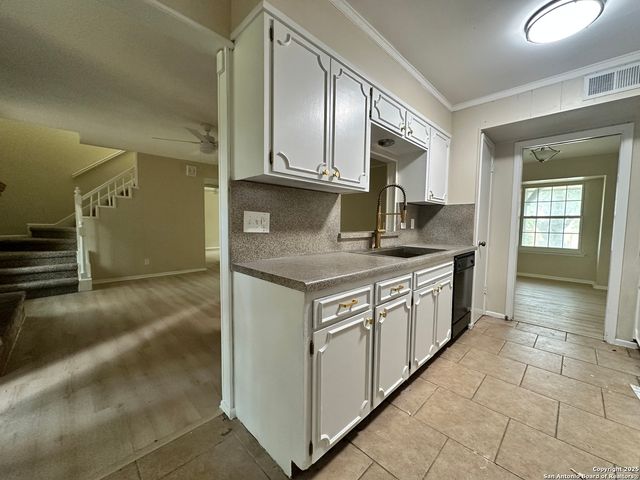 7723 Mary Carolyn, San Antonio, TX 78240