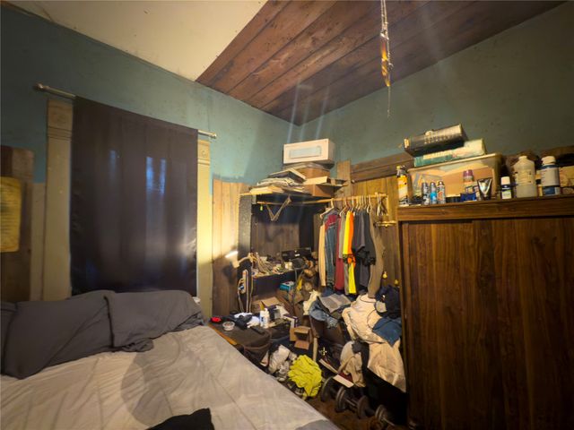 404 E Orange Street, Sherman, TX 75090