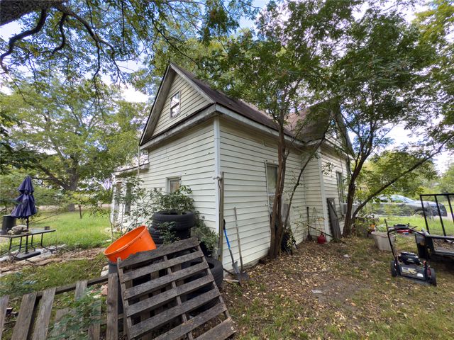 404 E Orange Street, Sherman, TX 75090